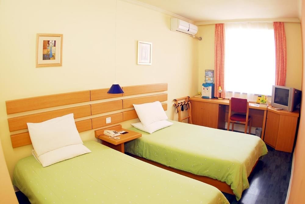 Home Inn Changchun Dajing Road Ouya Outlets Exterior photo