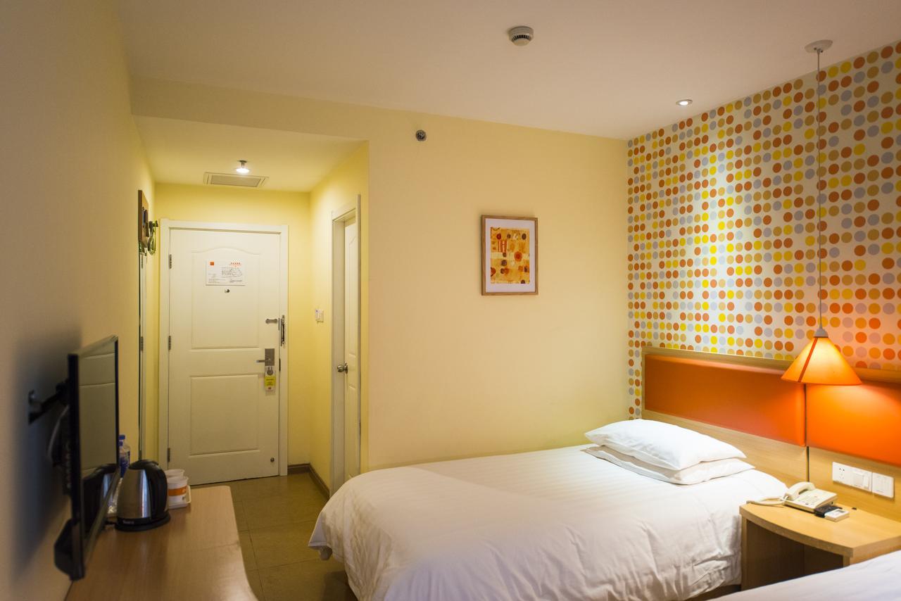 Home Inn Changchun Dajing Road Ouya Outlets Exterior photo